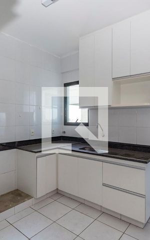 Apartamento à venda com 120m², 3 quartos e 4 vagas Apartamento à venda com 120m², 3 quartos e 4 vagasCozinha