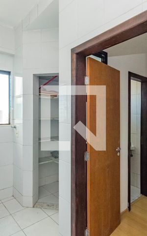 Apartamento à venda com 120m², 3 quartos e 4 vagas Apartamento à venda com 120m², 3 quartos e 4 vagasÁrea de Serviço