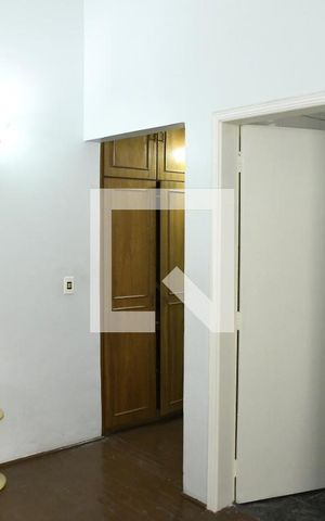 Casa de condomínio para alugar com 430m², 4 quartos e 3 vagasSuíte 2 