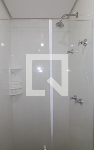 Apartamento para alugar com 58m², 2 quartos e 1 vaga Apartamento para alugar com 58m², 2 quartos e 1 vagaBanheiro