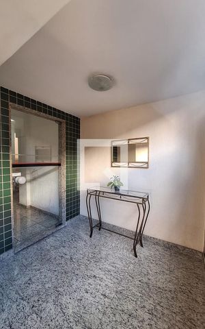 Apartamento à venda com 130m², 3 quartos e 2 vagasEntrada do prédio 