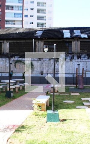 Apartamento à venda com 44m², 2 quartos e sem vagaÁrea comum - Playground
