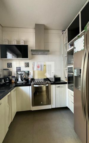 Casa de condomínio à venda com 260m², 3 quartos e 2 vagasCozinha