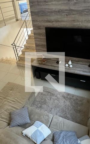 Casa de condomínio à venda com 260m², 3 quartos e 2 vagasSala