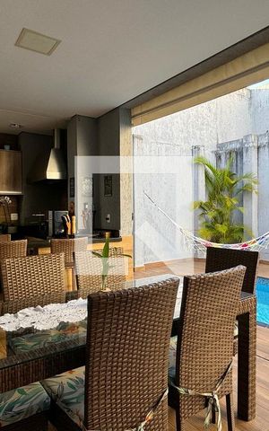 Casa de condomínio à venda com 260m², 3 quartos e 2 vagasChurrasqueira