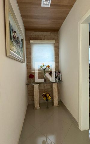 Casa de condomínio à venda com 260m², 3 quartos e 2 vagasEntrada