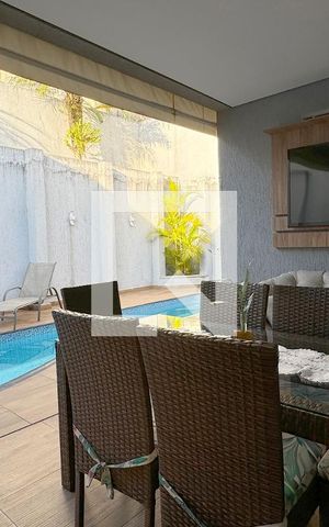 Casa de condomínio à venda com 260m², 3 quartos e 2 vagasChurrasqueira