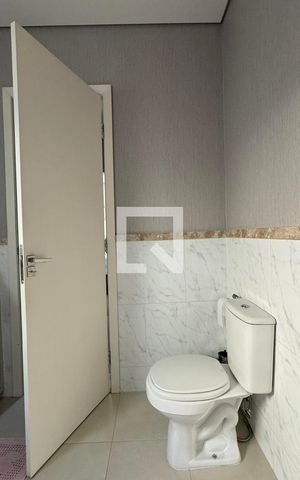 Casa de condomínio à venda com 260m², 3 quartos e 2 vagasSuíte 1