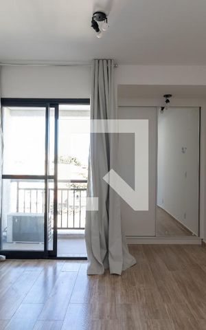 Apartamento à venda com 25m², 1 quarto e sem vagaSala e Quarto