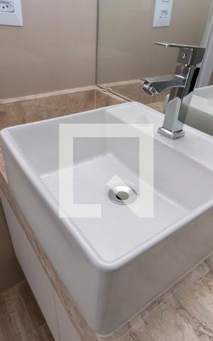 Apartamento à venda com 25m², 1 quarto e sem vagaBanheiro