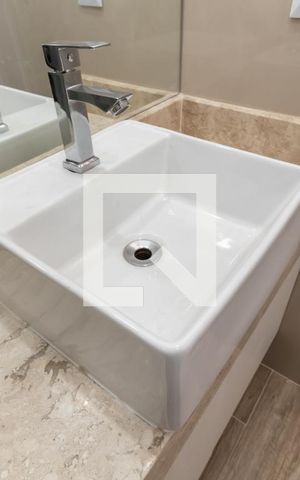 Apartamento à venda com 25m², 1 quarto e sem vagaBanheiro