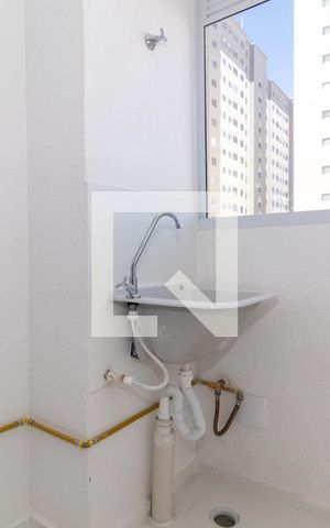Apartamento à venda com 41m², 2 quartos e sem vaga Apartamento à venda com 41m², 2 quartos e sem vagaÁrea de Serviço