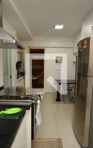 Apartamento para alugar com 137m², 4 quartos e 3 vagasCozinha