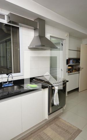 Apartamento para alugar com 137m², 4 quartos e 3 vagasCozinha