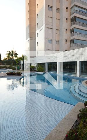 Apartamento para alugar com 137m², 4 quartos e 3 vagasÁrea comum - Piscina