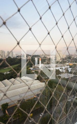 Apartamento para alugar com 137m², 4 quartos e 3 vagasVista da Sacada