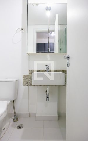 Studio para alugar com 24m², 1 quarto e sem vaga Studio para alugar com 24m², 1 quarto e sem vagaBanheiro