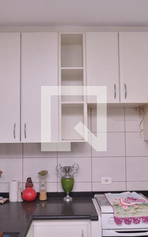 Casa à venda com 175m², 3 quartos e 4 vagasCozinha - Armários