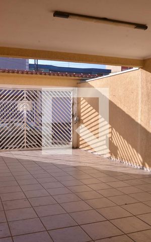 Casa à venda com 175m², 3 quartos e 4 vagasGaragem