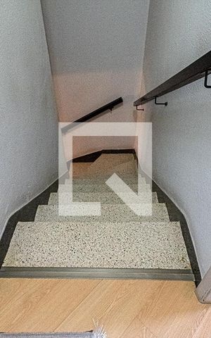 Casa à venda com 100m², 2 quartos e 1 vaga Casa à venda com 100m², 2 quartos e 1 vagaacesso para os pisos