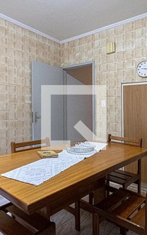 Casa à venda com 100m², 2 quartos e 1 vaga Casa à venda com 100m², 2 quartos e 1 vagacozinha