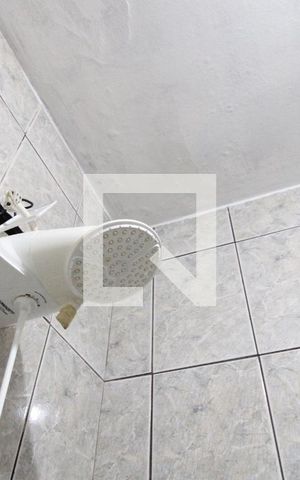 Casa para alugar com 39m², 2 quartos e sem vagaBanheiro