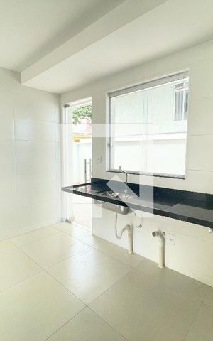 Apartamento à venda com 90m², 3 quartos e 2 vagasCozinha