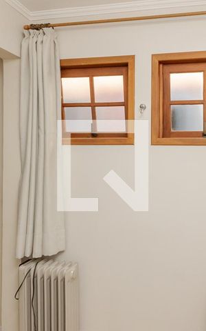Casa à venda com 220m², 4 quartos e 1 vaga Casa à venda com 220m², 4 quartos e 1 vagaSuíte Externa