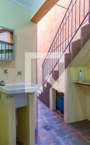 Casa para alugar com 120m², 2 quartos e 2 vagasÁrea de Serviço