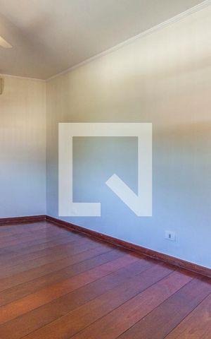 Casa para alugar com 120m², 2 quartos e 2 vagasQuarto 1