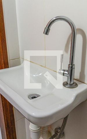 Casa para alugar com 120m², 2 quartos e 2 vagasLavabo