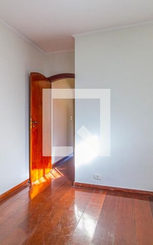 Casa para alugar com 120m², 2 quartos e 2 vagasQuarto 2