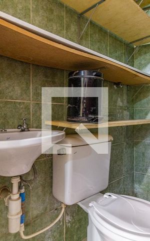 Casa para alugar com 120m², 2 quartos e 2 vagasBanheiro de Serviço