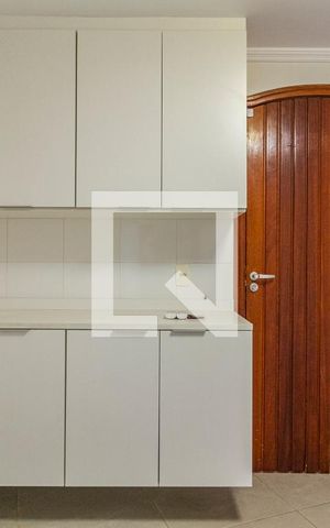 Casa para alugar com 120m², 2 quartos e 2 vagasCozinha