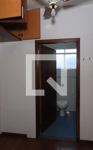 Casa para alugar com 240m², 3 quartos e 3 vagasCloset