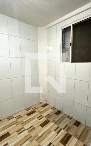 Casa para alugar com 21m², 1 quarto e sem vaga Casa para alugar com 21m², 1 quarto e sem vagaSala/Quarto