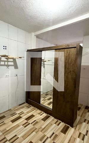 Casa para alugar com 21m², 1 quarto e sem vaga Casa para alugar com 21m², 1 quarto e sem vagaSala/Quarto