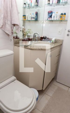 Apartamento à venda com 89m², 3 quartos e 2 vagasBanheiro da Suíte