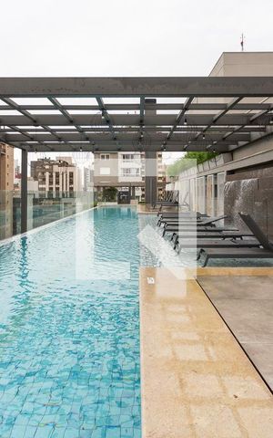 Apartamento para alugar com 69m², 2 quartos e 1 vaga Apartamento para alugar com 69m², 2 quartos e 1 vagaÁrea comum - Piscina