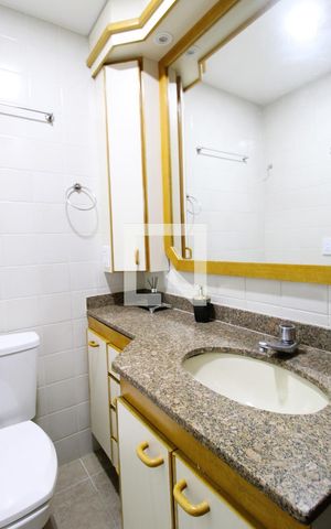 Apartamento à venda com 65m², 3 quartos e 1 vagaBanheiro