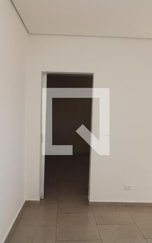 Casa à venda com 40m², 1 quarto e 1 vagaSala