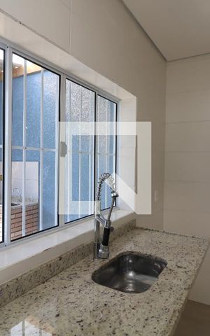 Casa à venda com 40m², 1 quarto e 1 vagaCozinha