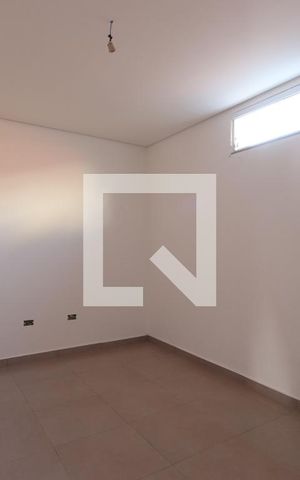 Casa de condomínio à venda com 230m², 4 quartos e 2 vagasQuarto