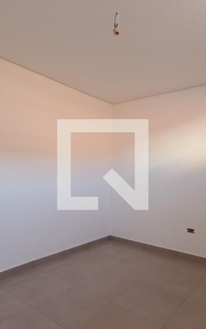 Casa de condomínio à venda com 230m², 4 quartos e 2 vagasQuarto