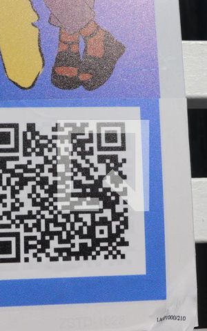 Casa de condomínio à venda com 230m², 4 quartos e 2 vagasQR code