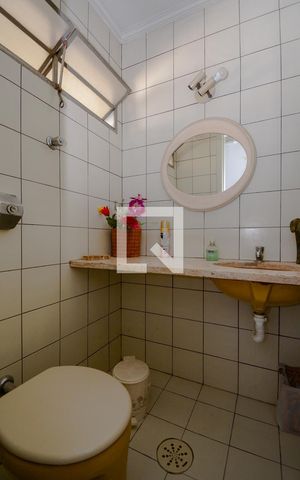 Casa à venda com 137m², 4 quartos e 2 vagas Casa à venda com 137m², 4 quartos e 2 vagasLavabo