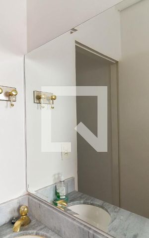 Casa para alugar com 120m², 2 quartos e 2 vagasBanheiro