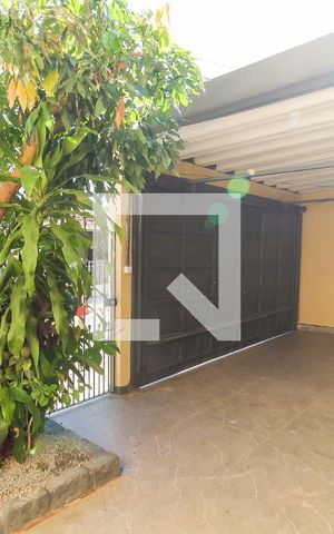 Casa para alugar com 120m², 2 quartos e 2 vagasQuintal/Garagem