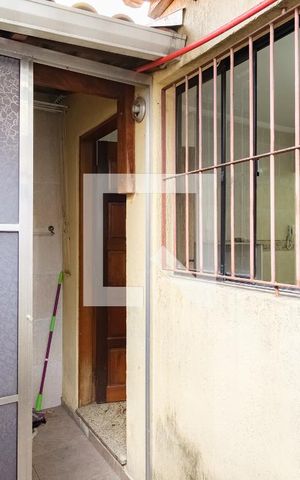 Casa de condomínio à venda com 60m², 2 quartos e 1 vagaQuintal