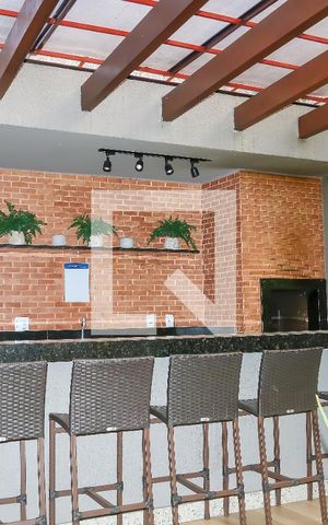 Apartamento para alugar com 50m², 2 quartos e 1 vaga Apartamento para alugar com 50m², 2 quartos e 1 vagaÁrea comum - Churrasqueira